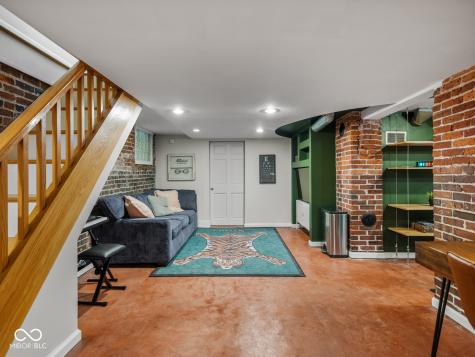 228 E 10th Street Indianapolis IN 46202