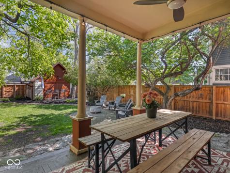 228 E 10th Street Indianapolis IN 46202
