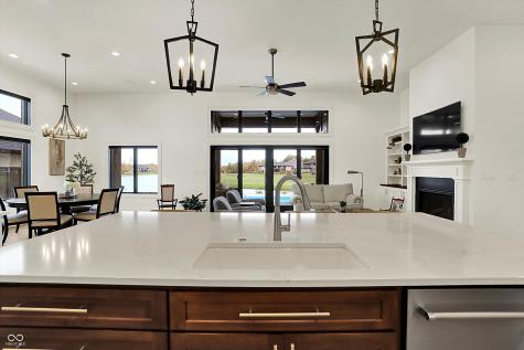 3961 Chapel Hill Court Bargersville IN 46106