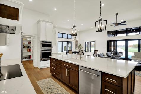 3961 Chapel Hill Court Bargersville IN 46106