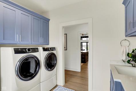 3961 Chapel Hill Court Bargersville IN 46106