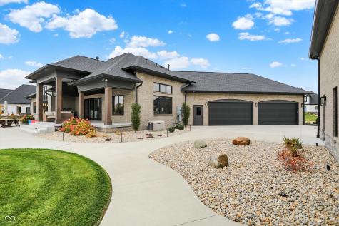 3961 Chapel Hill Court Bargersville IN 46106