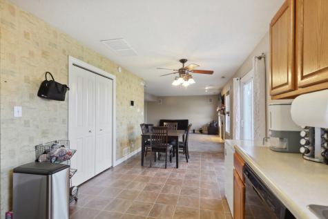 9816 Rhodes Lane Avon IN 46123