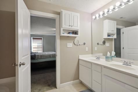 9816 Rhodes Lane Avon IN 46123