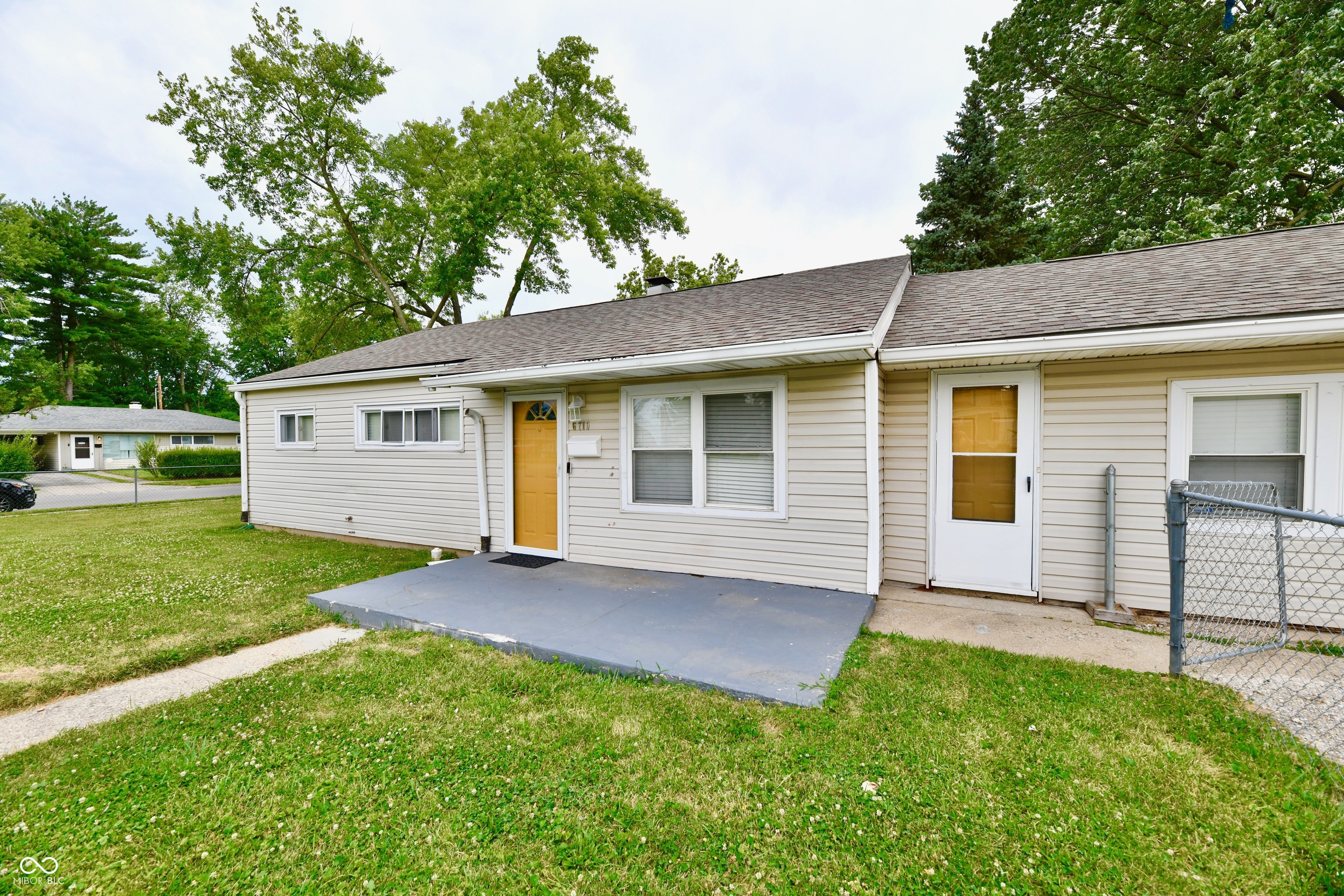 6710 E 49th Street Indianapolis IN 46226