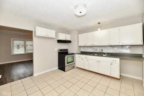 6710 E 49th Street Indianapolis IN 46226