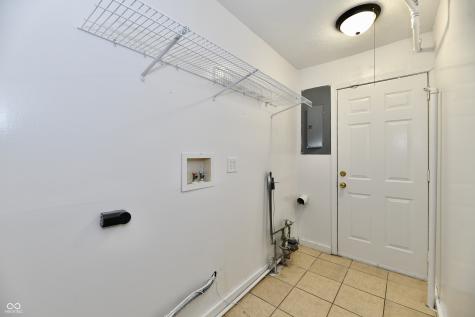 6710 E 49th Street Indianapolis IN 46226