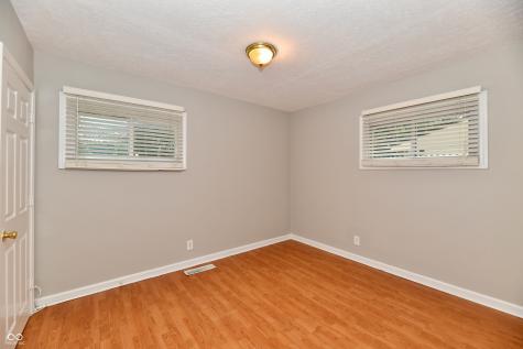 6710 E 49th Street Indianapolis IN 46226