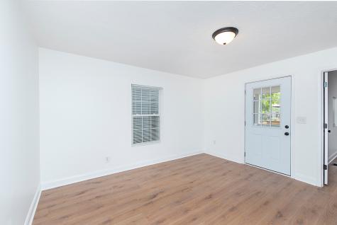 1828 Hoyt Avenue Indianapolis IN 46203