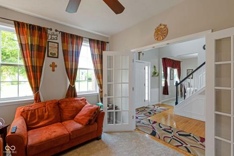 525 Viburnum Run Westfield IN 46074
