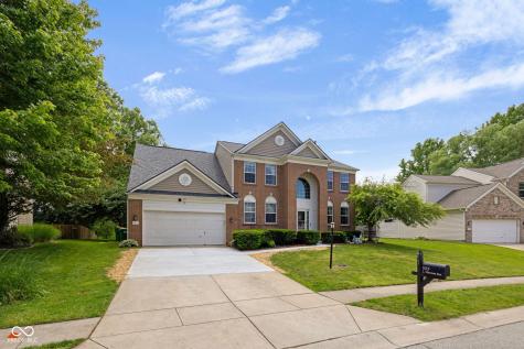 525 Viburnum Run Westfield IN 46074