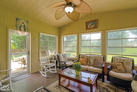 525 Viburnum Run Westfield IN 46074
