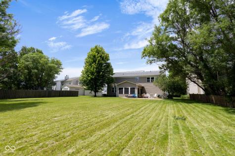 525 Viburnum Run Westfield IN 46074