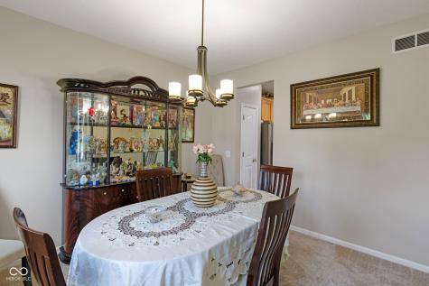 525 Viburnum Run Westfield IN 46074