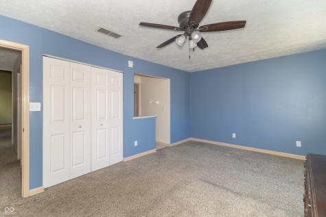 2110 Wayne Drive Greenfield IN 46140