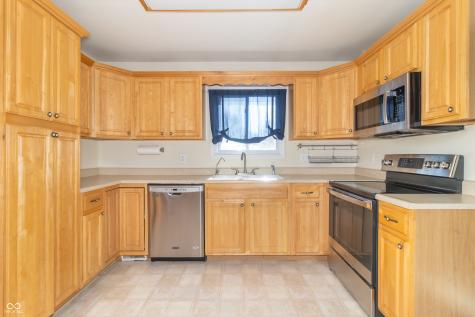2110 Wayne Drive Greenfield IN 46140
