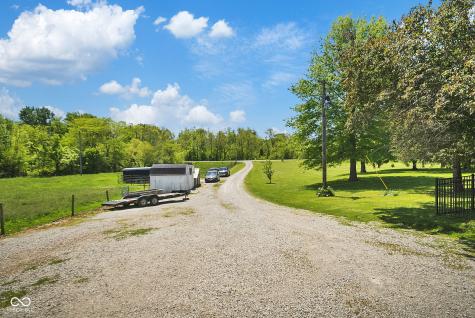 8021 E State Road 236 Roachdale IN 46172