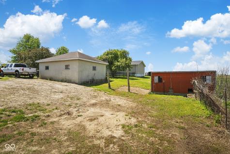 8021 E State Road 236 Roachdale IN 46172