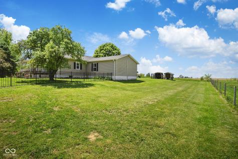8021 E State Road 236 Roachdale IN 46172