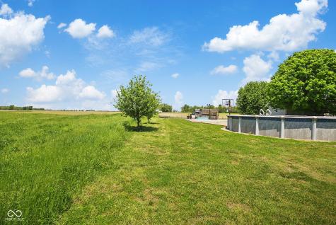 8021 E State Road 236 Roachdale IN 46172