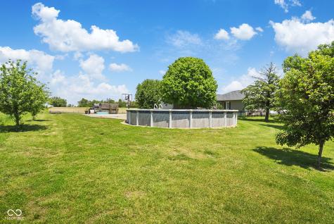 8021 E State Road 236 Roachdale IN 46172