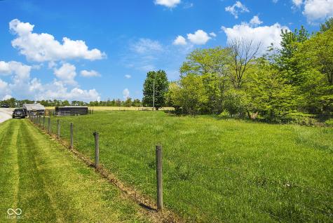 8021 E State Road 236 Roachdale IN 46172
