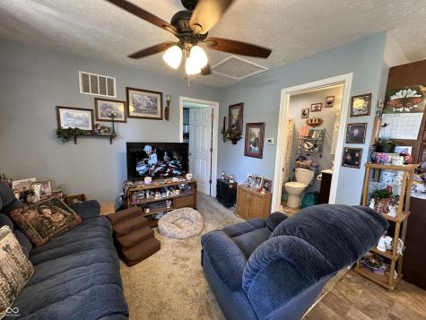 8021 E State Road 236 Roachdale IN 46172