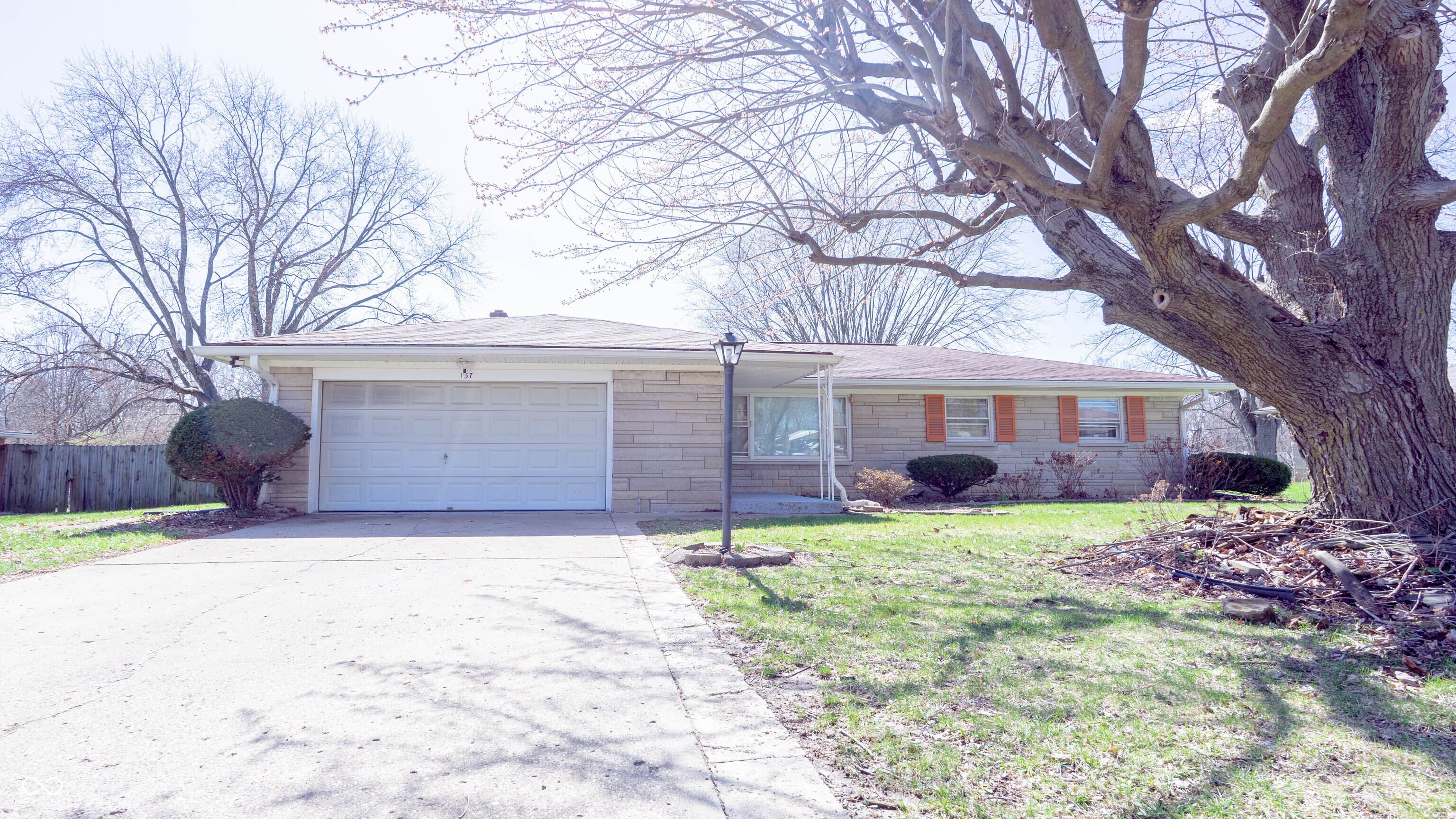137 E Hill Valley Drive Indianapolis IN 46227