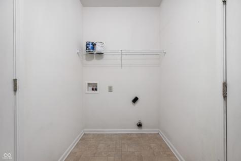 8054 Chesterhill Way Indianapolis IN 46239