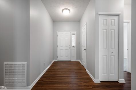 8054 Chesterhill Way Indianapolis IN 46239