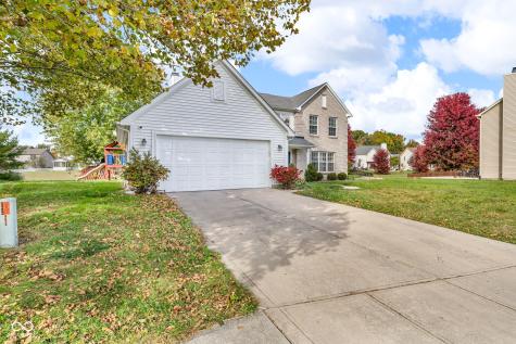 8626 Golden Falls Circle Avon IN 46123
