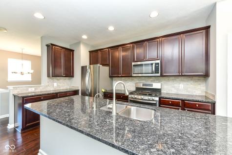 9050 Mercer Drive Fishers IN 46038