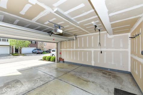 9050 Mercer Drive Fishers IN 46038
