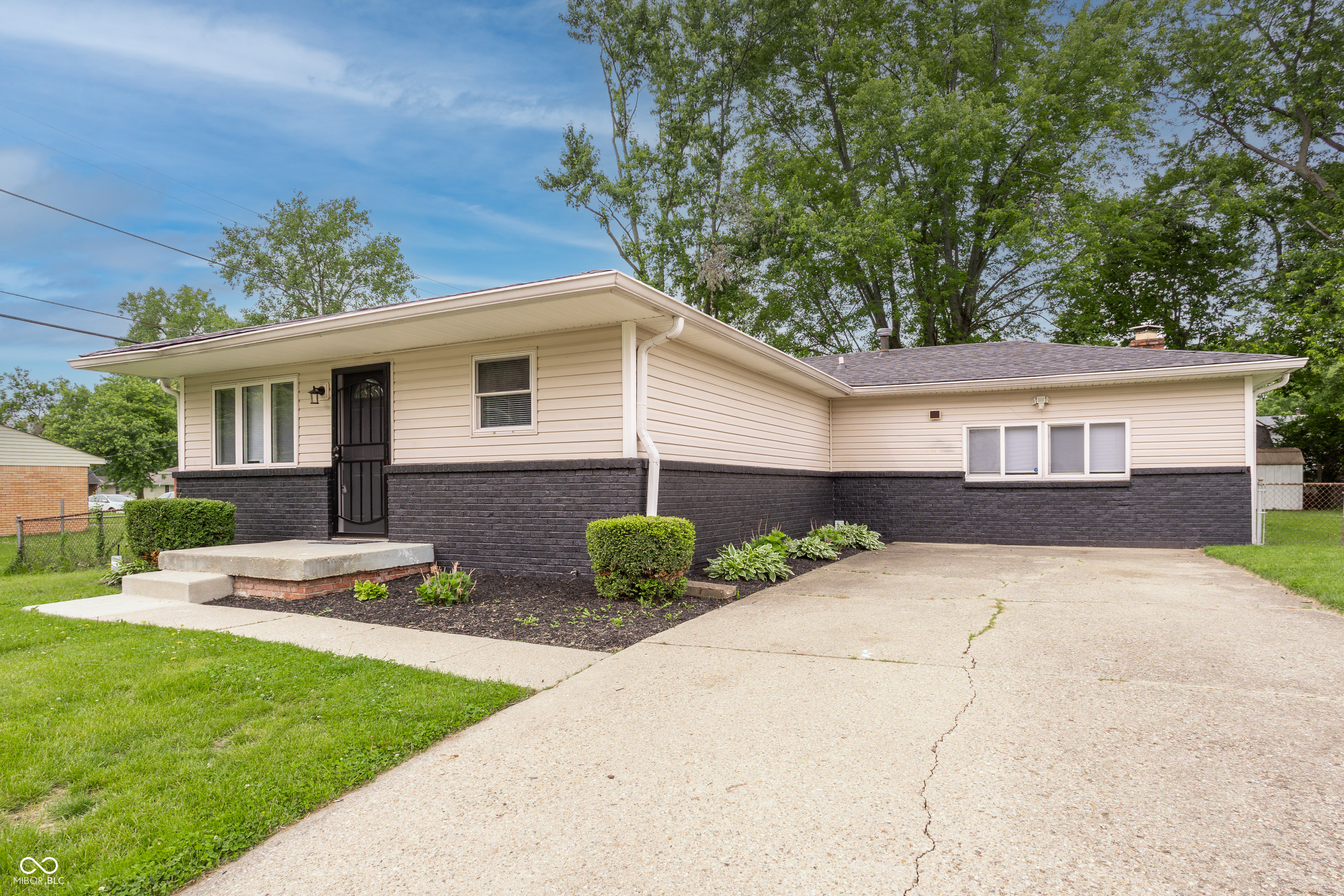 2248 Dupont Court Indianapolis IN 46229