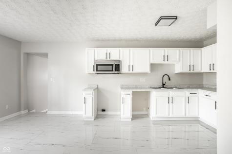 2248 Dupont Court Indianapolis IN 46229