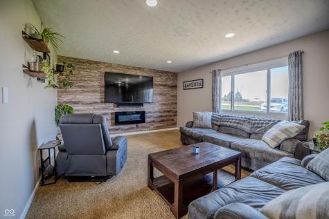 1119 E 234th Street Sheridan IN 46069