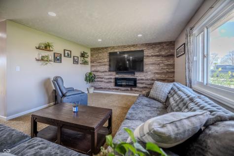1119 E 234th Street Sheridan IN 46069