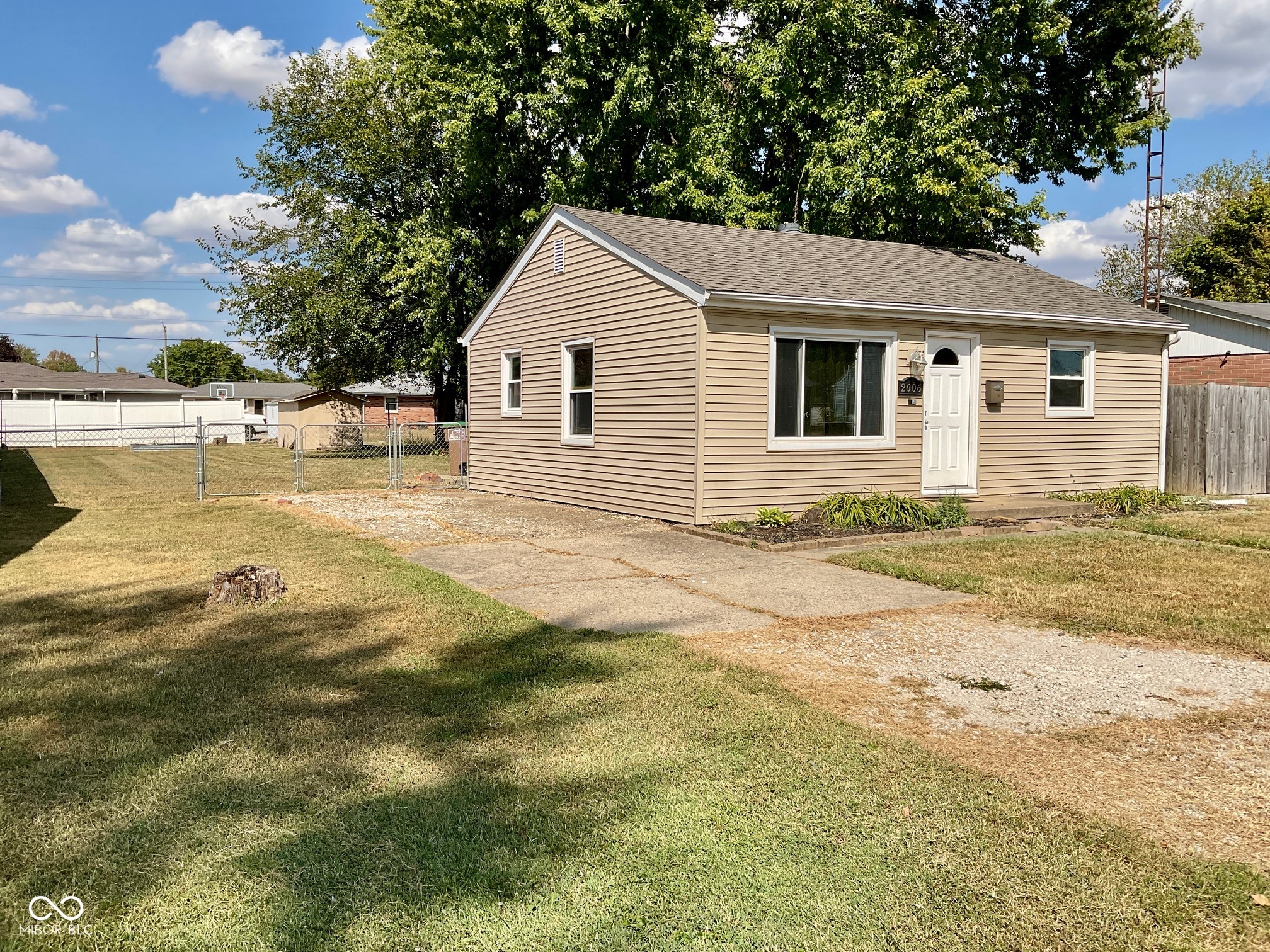 2606 13th Street Columbus IN 47201