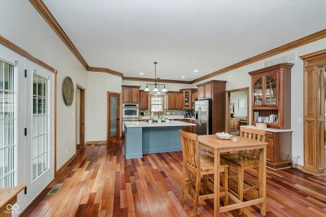 7178 Lockford Walk N Avon IN 46123