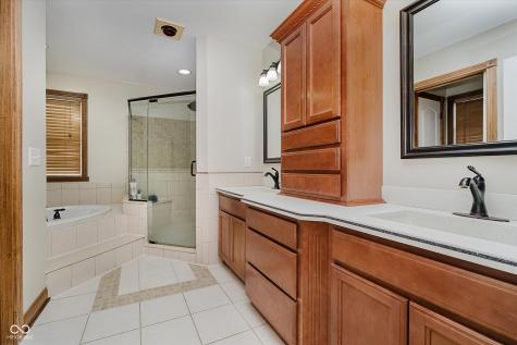 7178 Lockford Walk N Avon IN 46123