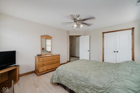 7178 Lockford Walk N Avon IN 46123