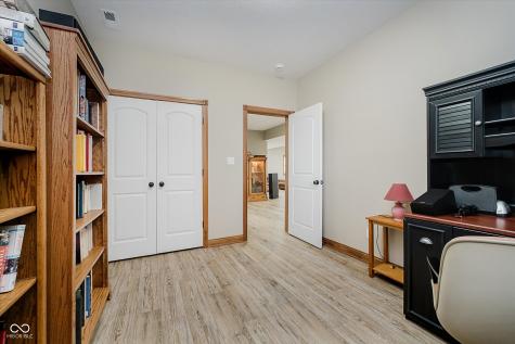 7178 Lockford Walk N Avon IN 46123