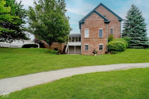 7178 Lockford Walk N Avon IN 46123