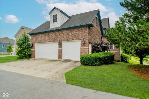 7178 Lockford Walk N Avon IN 46123