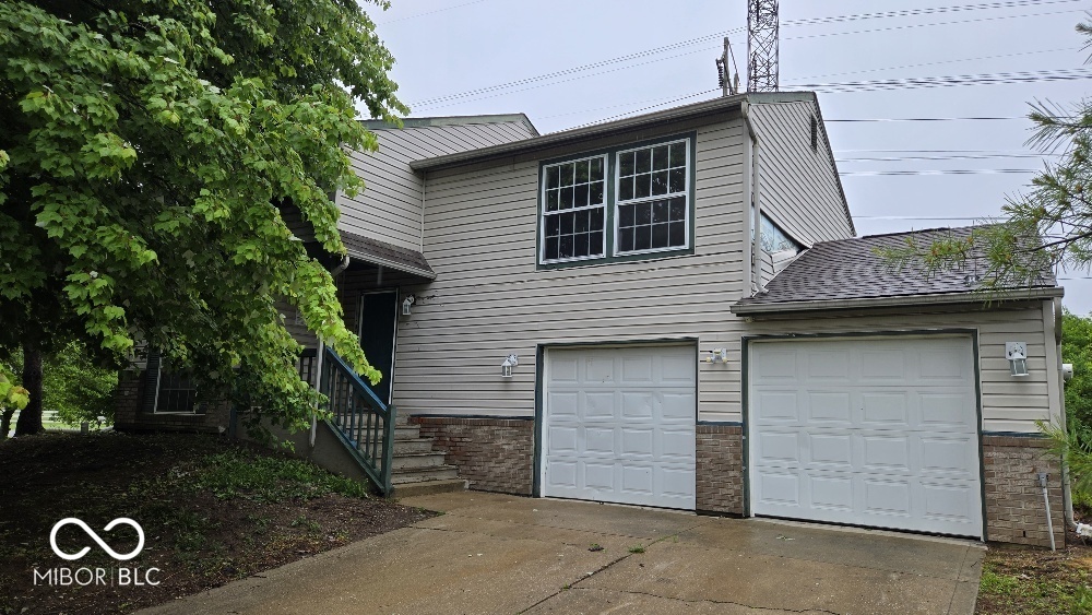 3759 Black Locust Drive Indianapolis IN 46235