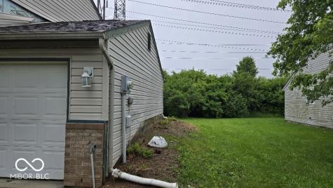 3759 Black Locust Drive Indianapolis IN 46235