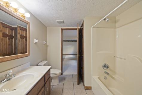 7424 Liscannor Lane Indianapolis IN 46217