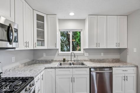 12352 Cobblestone South Drive Indianapolis IN 46236