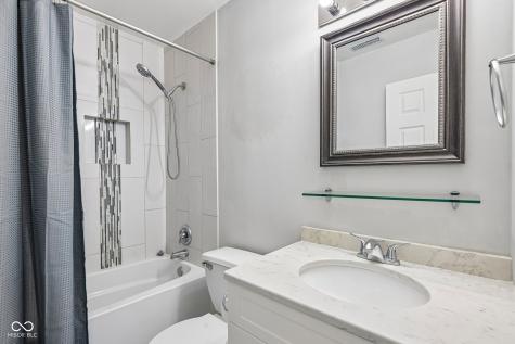 12352 Cobblestone South Drive Indianapolis IN 46236