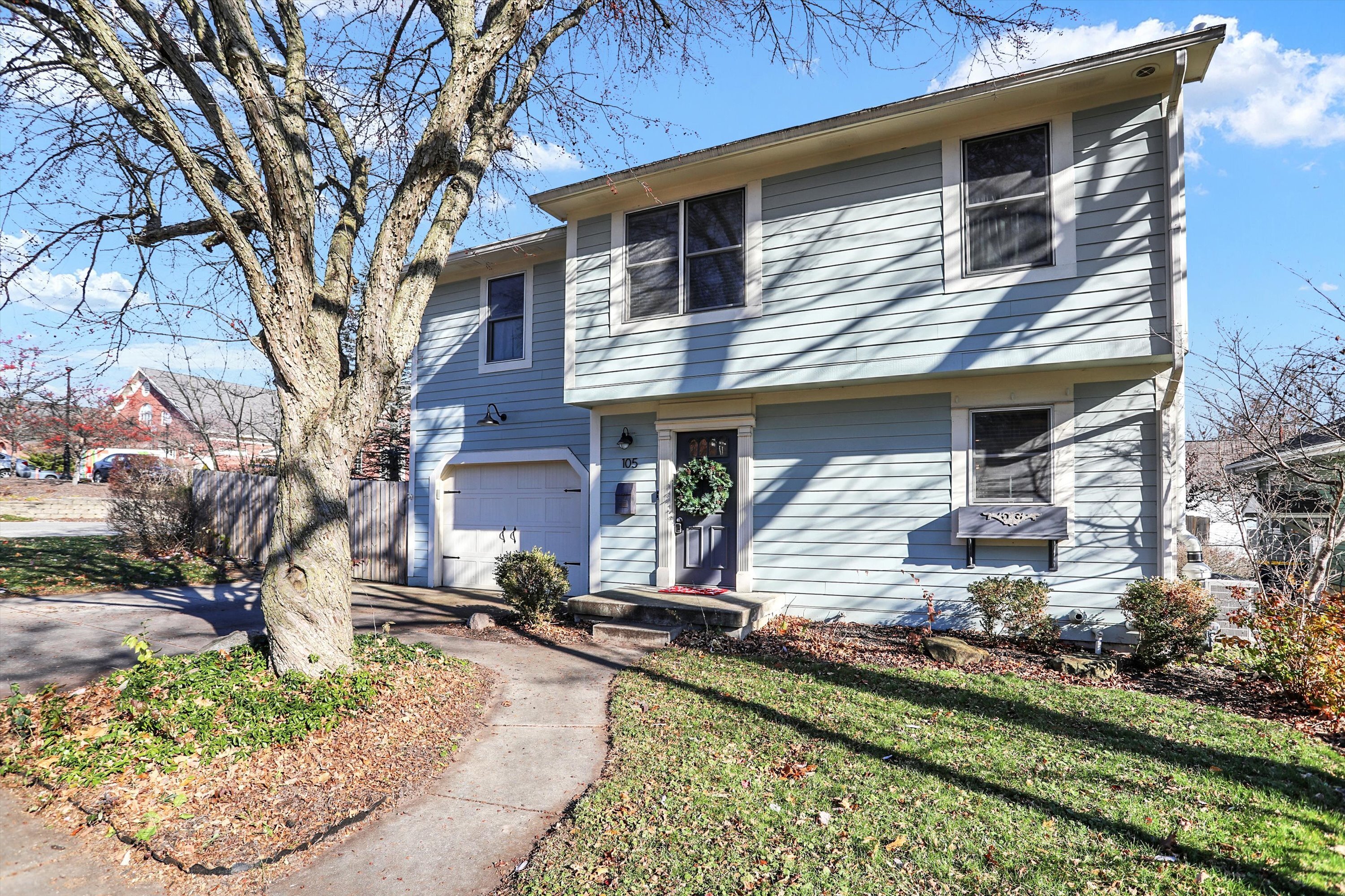 105 N Sixth Street Zionsville IN 46077